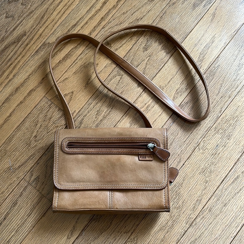 Fossil crossbody leather purse